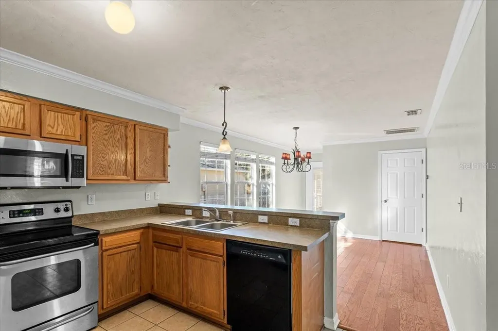 3742 NW 26th Terrace Gainesville FL 32605