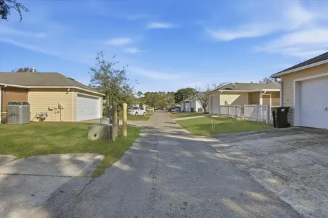 3742 NW 26th Terrace Gainesville FL 32605