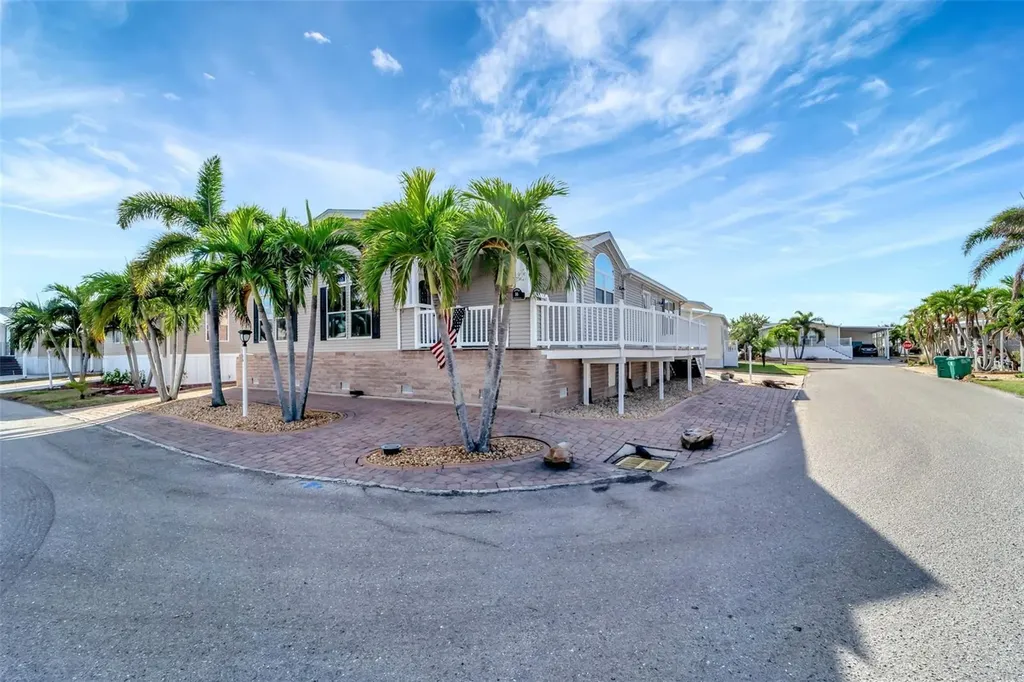 16 Copenhagen Avenue Punta Gorda FL 33950