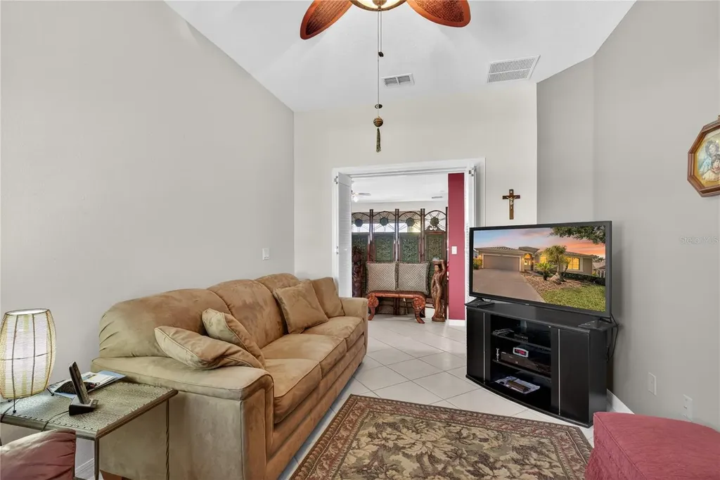 2219 Caxton Clermont FL 34711