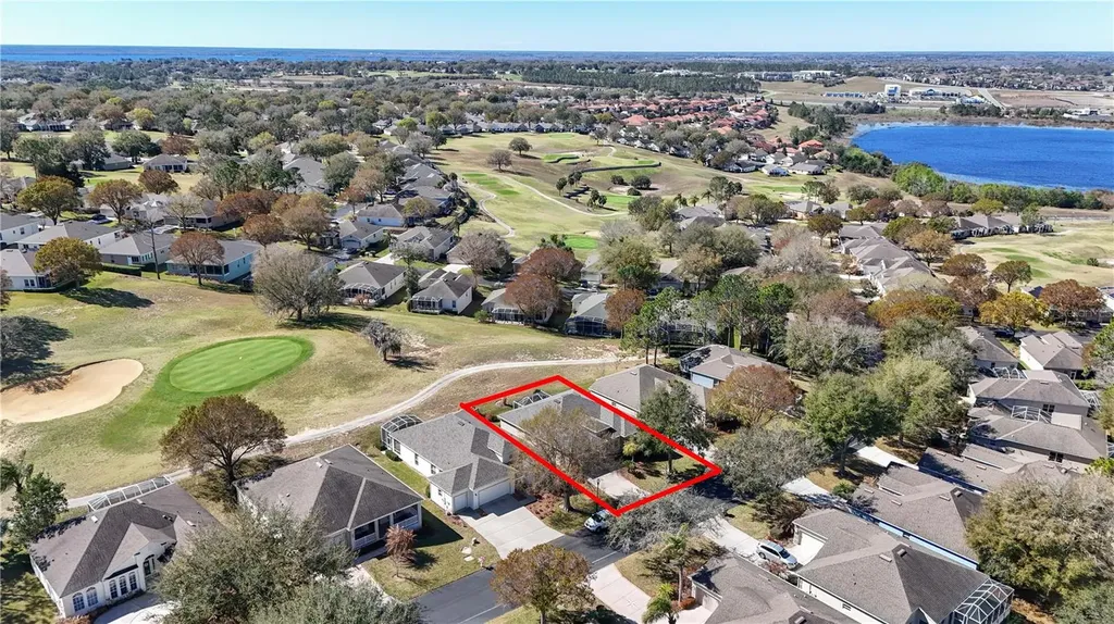 2219 Caxton Clermont FL 34711