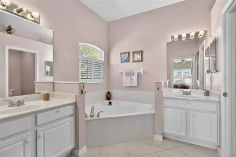2219 Caxton Clermont FL 34711
