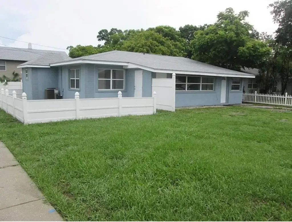 5901 28th Street N St Petersburg FL 33714