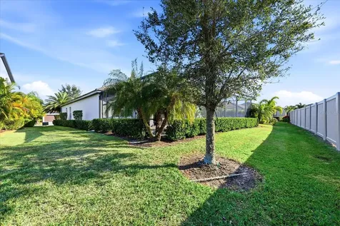 12007 Perennial Place Lakewood Ranch FL 34211