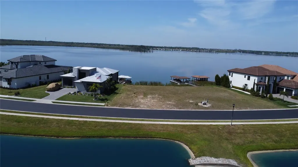 707 Waterfern Trail Drive Auburndale FL 33823