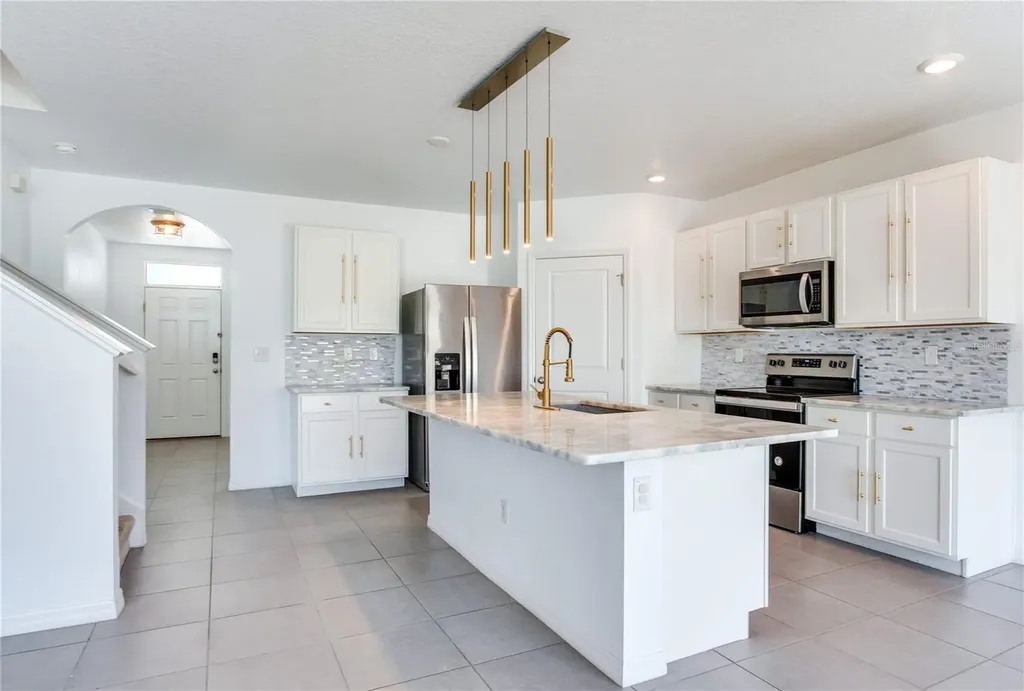 2412 Knight Island Drive Brandon FL 33511