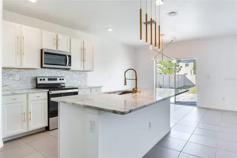 2412 Knight Island Drive Brandon FL 33511