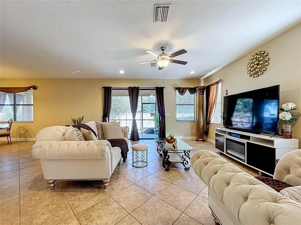 15246 Anguilla Isle Avenue Tampa FL 33647