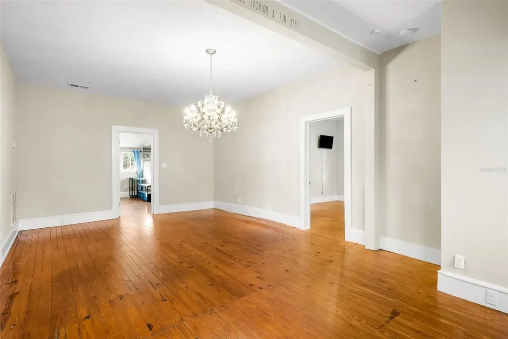 18376 High Springs Main Stret High Springs FL 32643