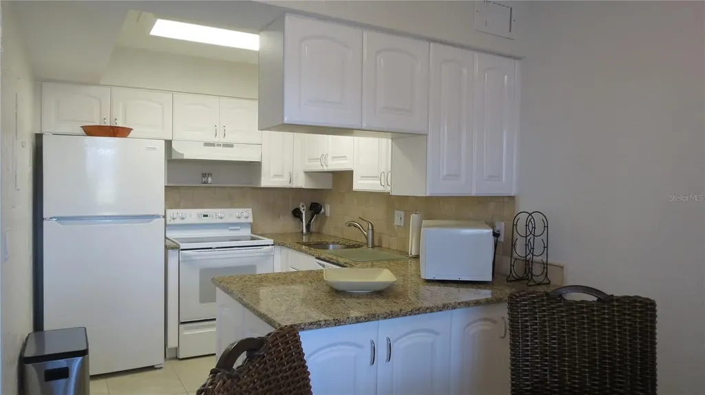 7193 W Country Club Drive N Sarasota FL 34243