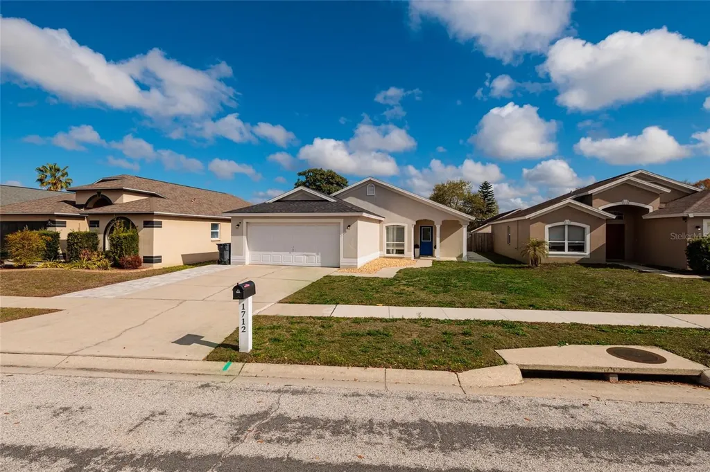 1712 Erin Brooke Drive Valrico FL 33594