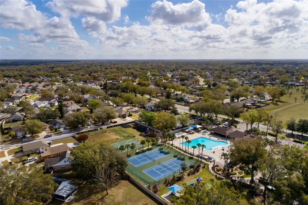 1712 Erin Brooke Drive Valrico FL 33594