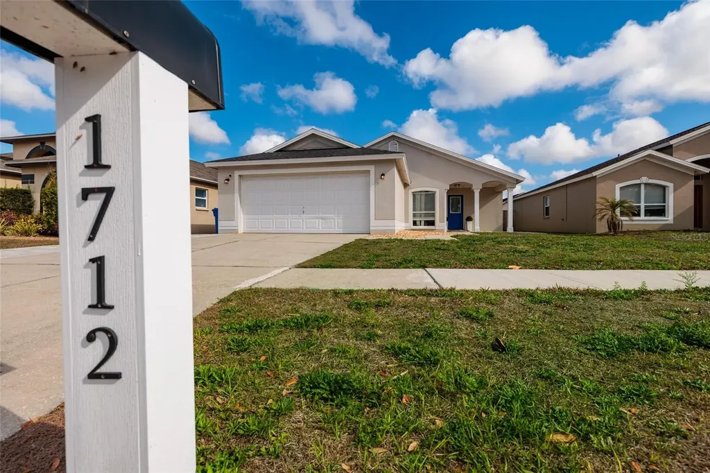 1712 Erin Brooke Drive Valrico FL 33594