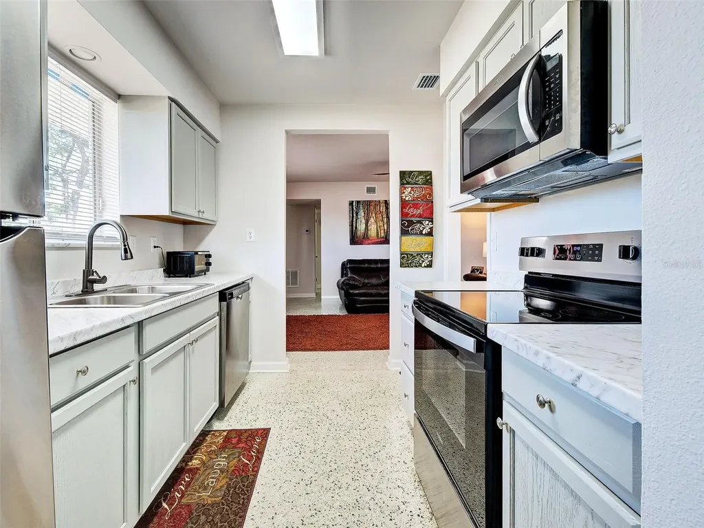 6394 Freemont Street North Port FL 34287