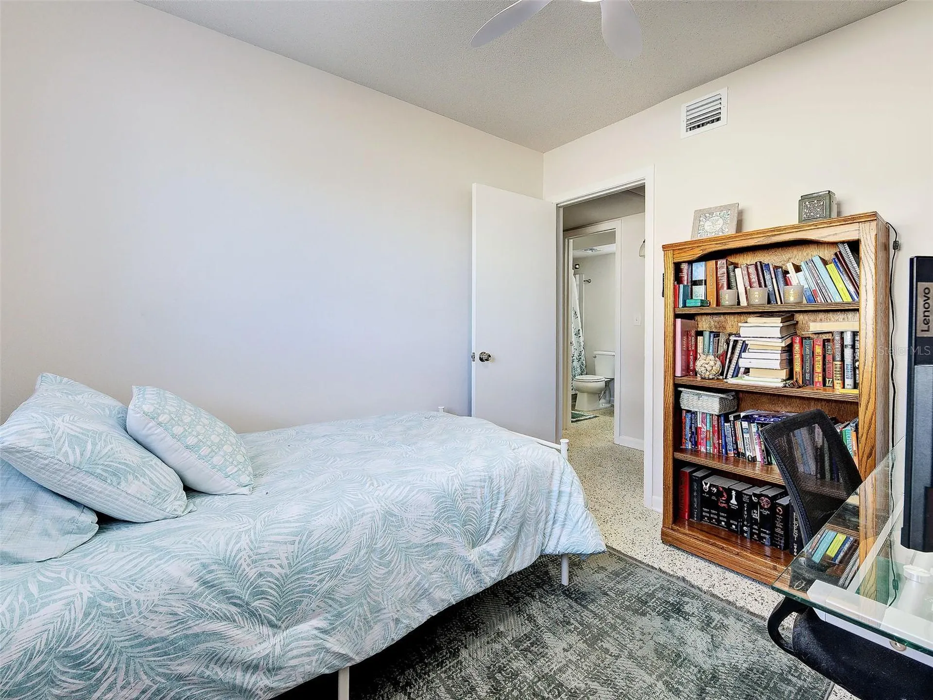 6394 Freemont Street North Port FL 34287