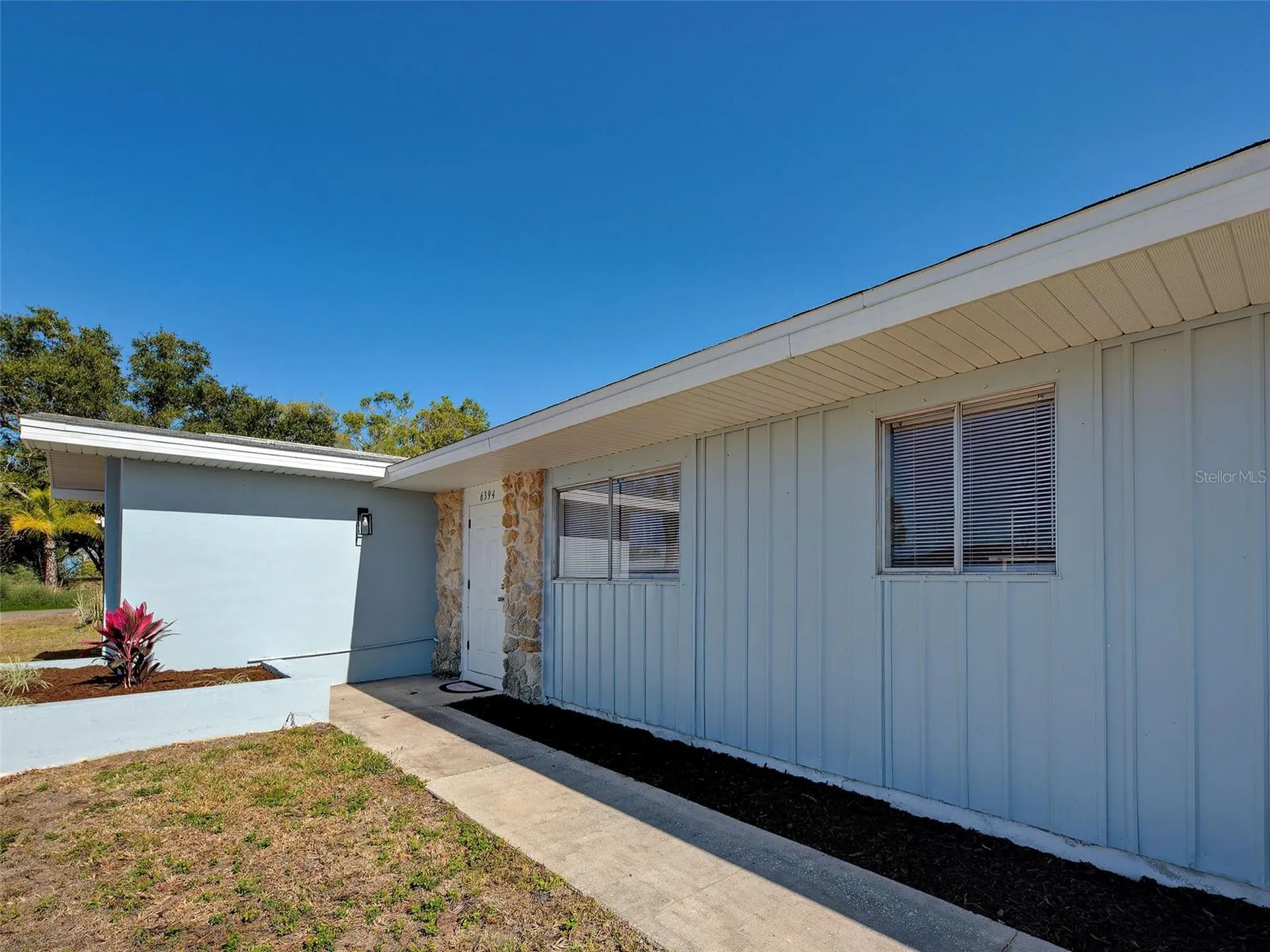 6394 Freemont Street North Port FL 34287