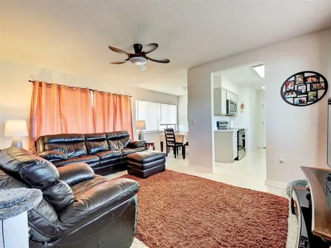 6394 Freemont Street North Port FL 34287