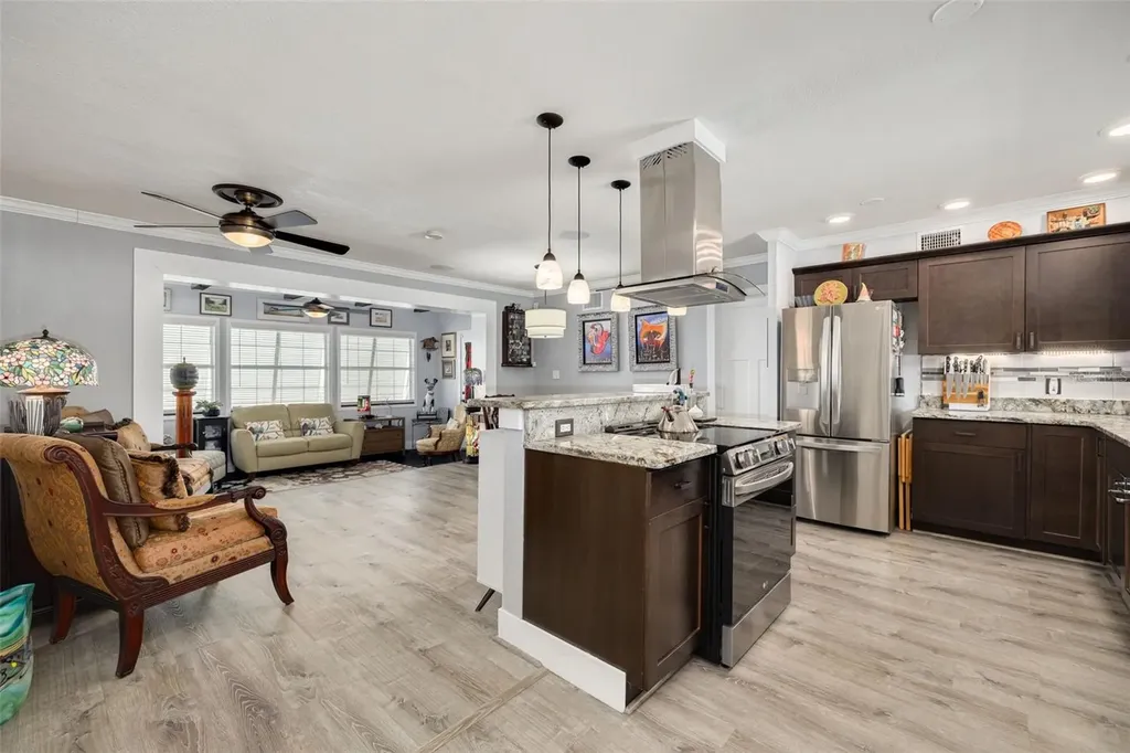 6012 Tangerine Avenue S Gulfport FL 33707