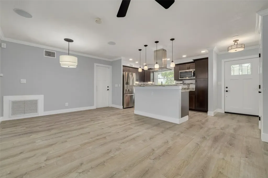 6012 Tangerine Avenue S Gulfport FL 33707