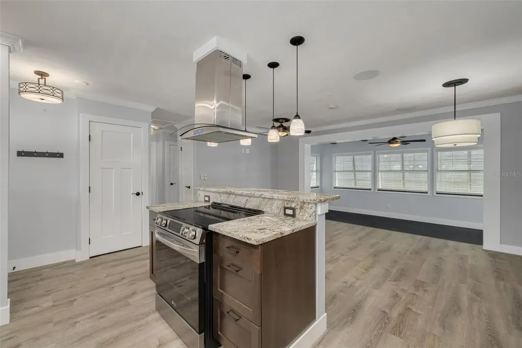 6012 Tangerine Avenue S Gulfport FL 33707