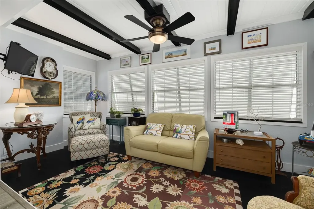 6012 Tangerine Avenue S Gulfport FL 33707
