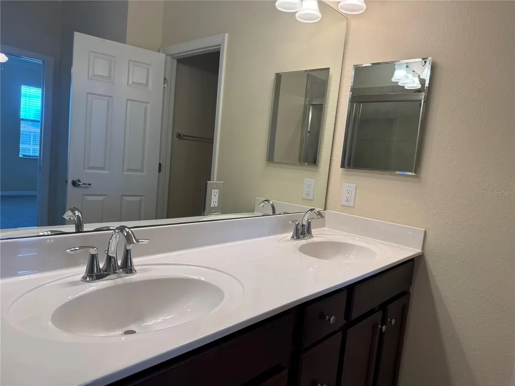 20270 Lagente Circle Venice FL 34293