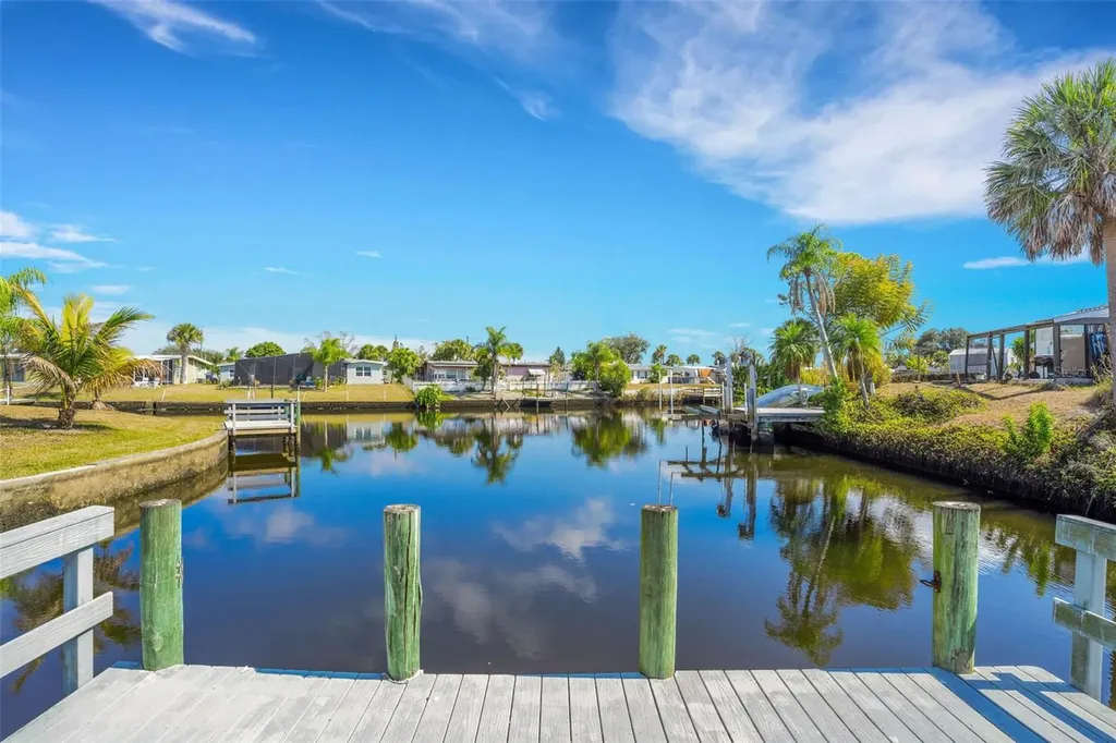 6384 Malaluka Road North Port FL 34287