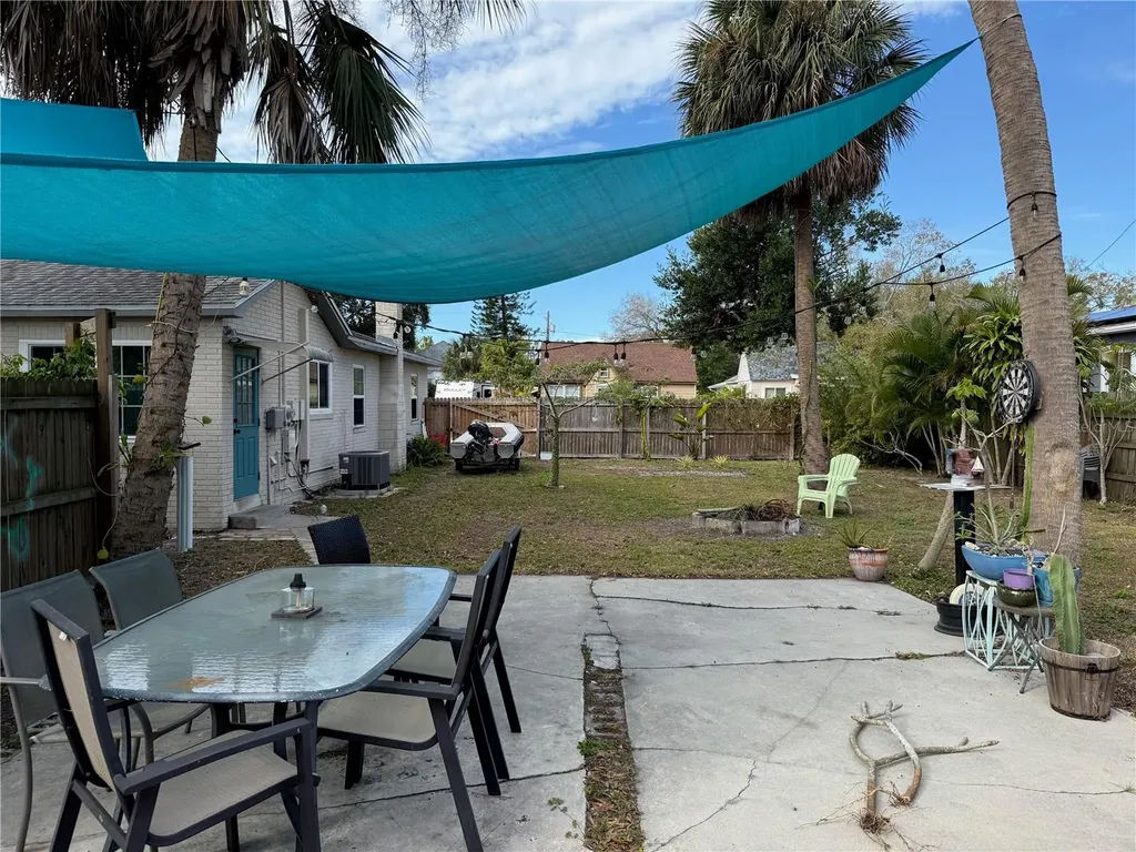 3317 18th Street N St Petersburg FL 33713