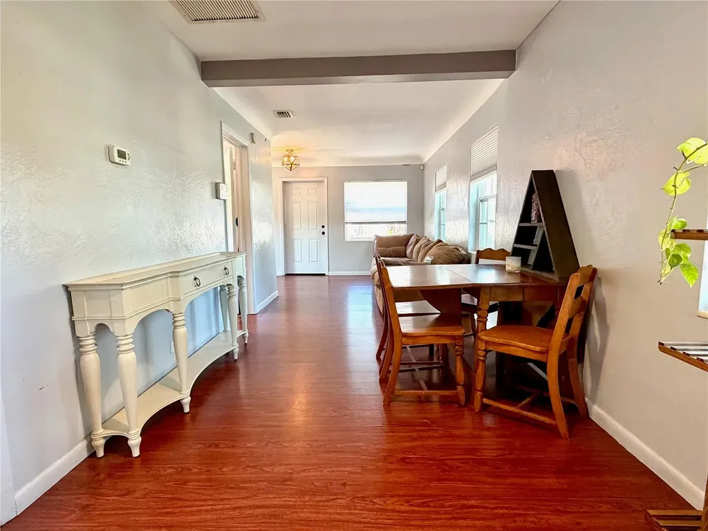 3317 18th Street N St Petersburg FL 33713