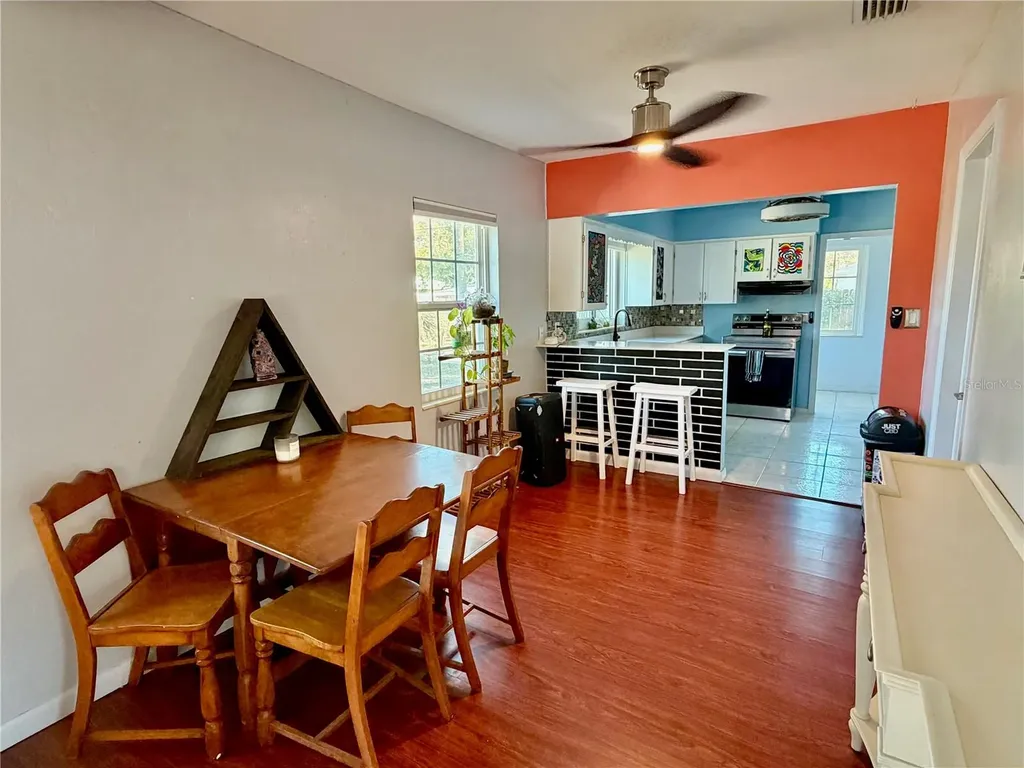 3317 18th Street N St Petersburg FL 33713