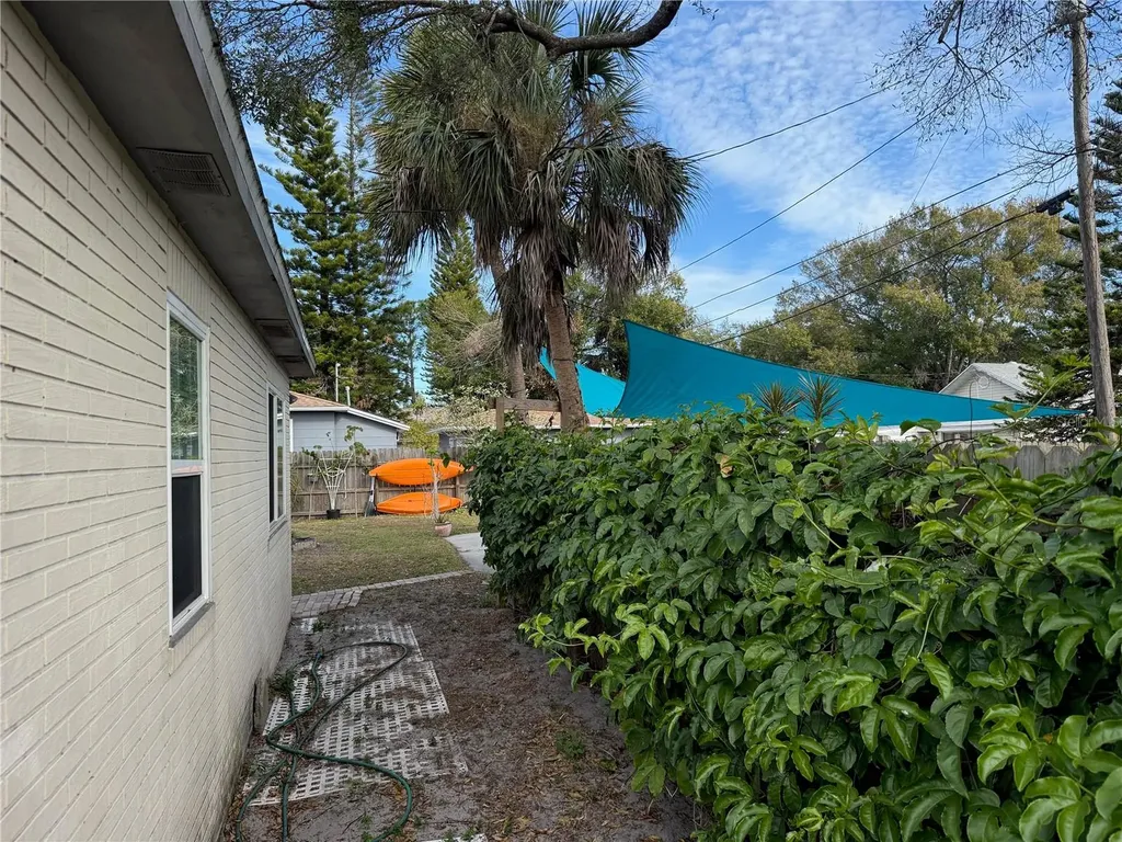 3317 18th Street N St Petersburg FL 33713
