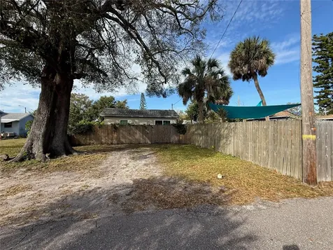 3317 18th Street N St Petersburg FL 33713