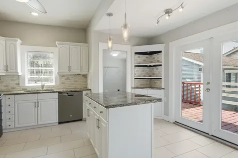 7108 N 10th Street Tampa FL 33604