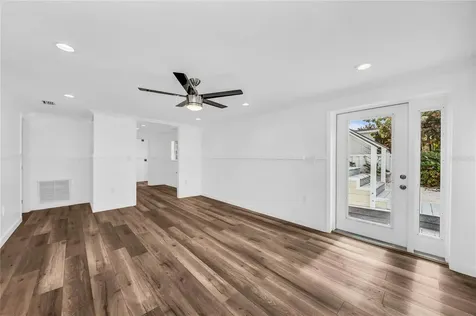 3007 Avenue F Holmes Beach FL 34217