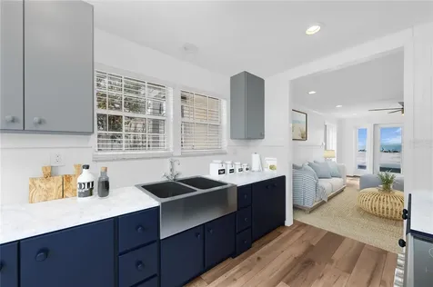 3007 Avenue F Holmes Beach FL 34217
