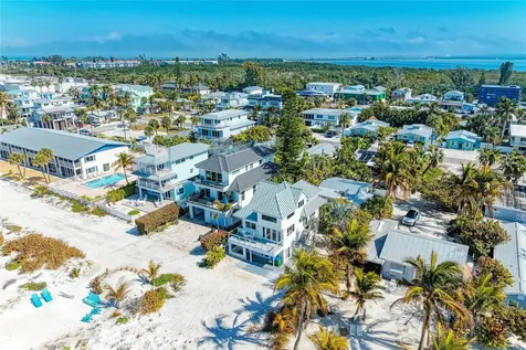 3007 Avenue F Holmes Beach FL 34217
