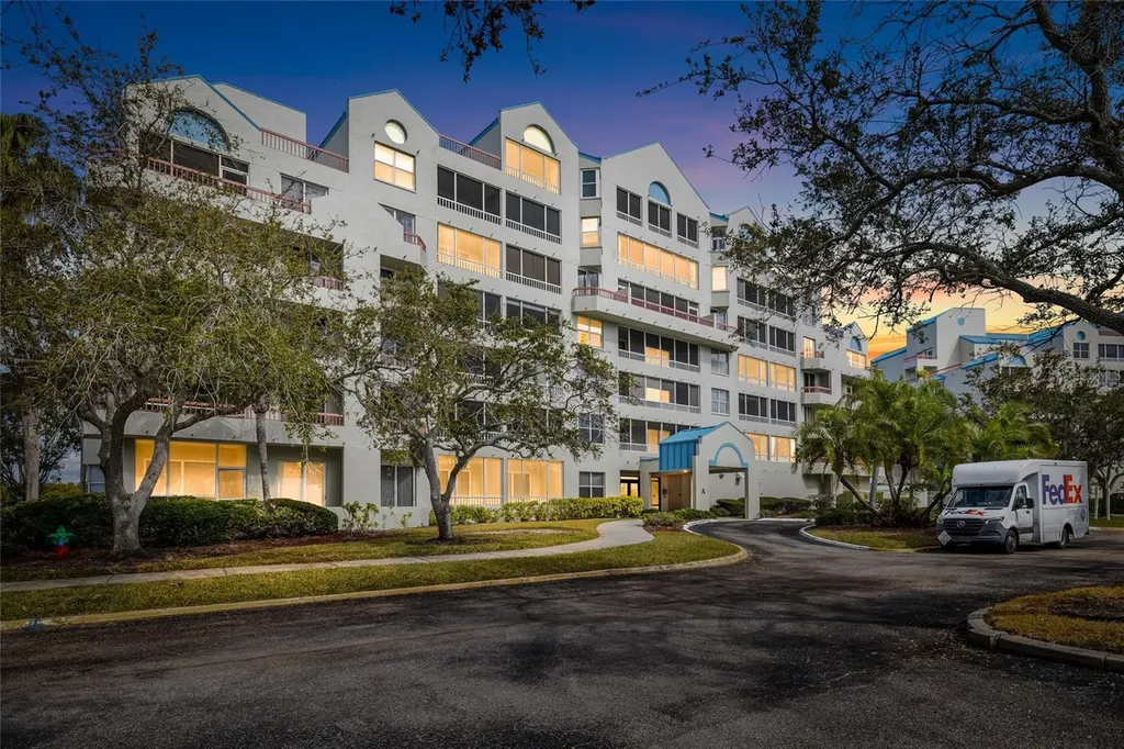 2333 Feather Sound Drive Clearwater FL 33762