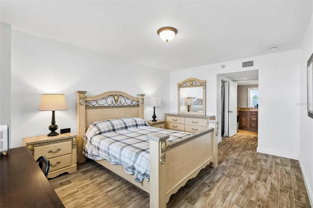 2333 Feather Sound Drive Clearwater FL 33762
