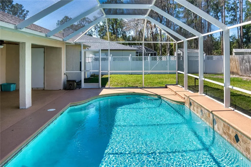 20 Burning Wick Place Palm Coast FL 32137