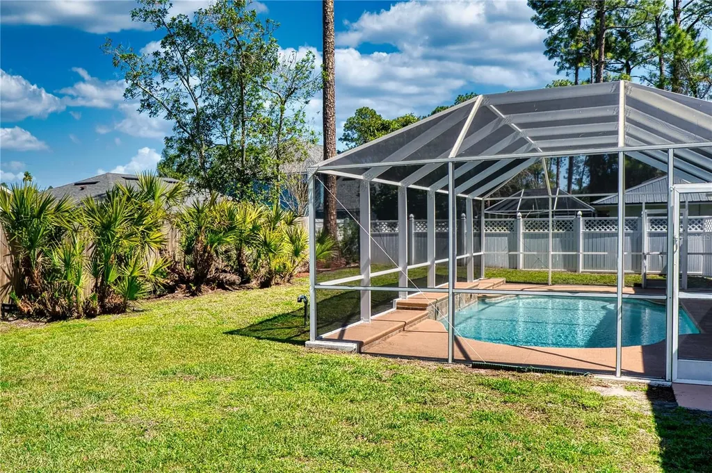 20 Burning Wick Place Palm Coast FL 32137