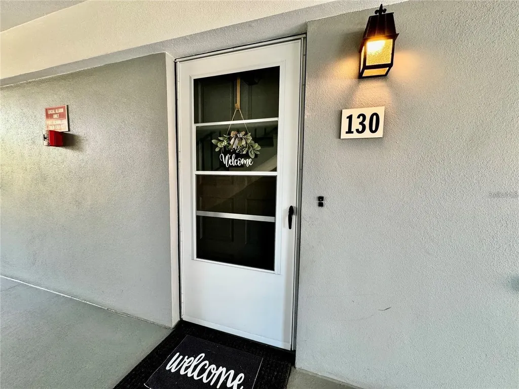 8651 10th Street N St Petersburg FL 33702
