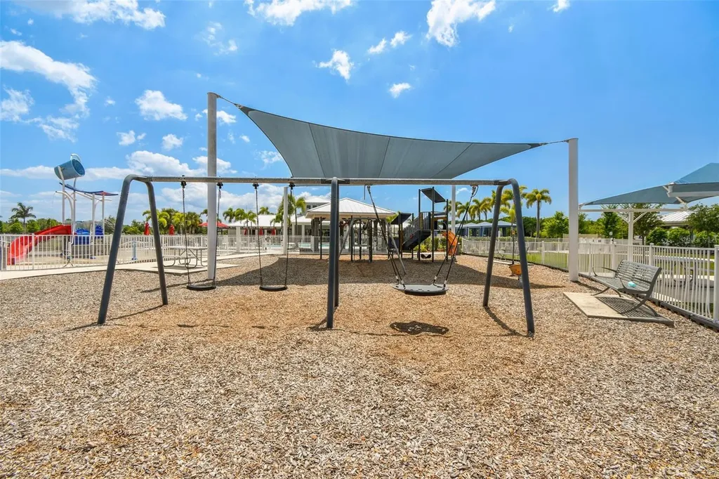 15718 Fort Island Place Sun City Center FL 33573