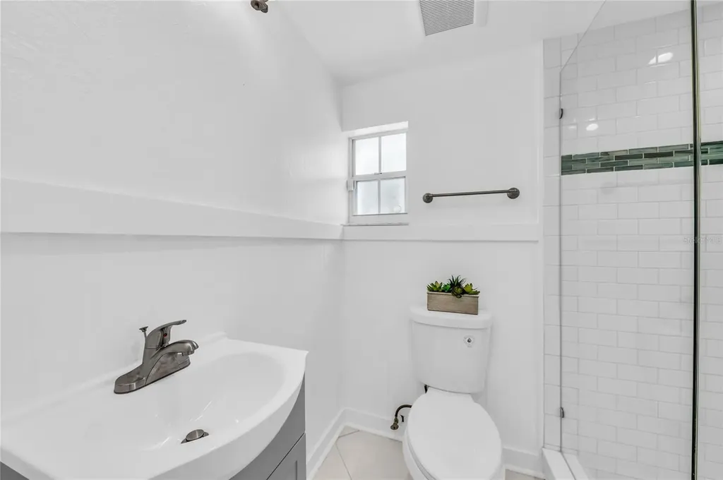 3007 Avenue F Holmes Beach FL 34217