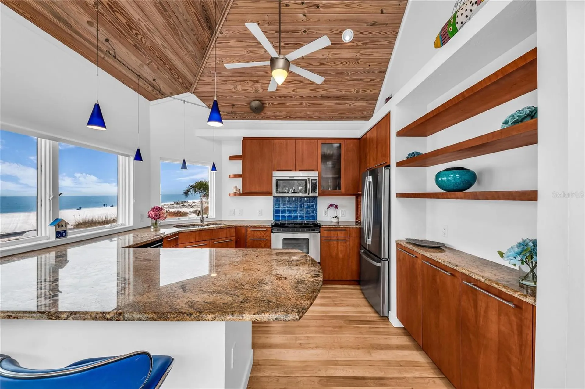 3007 Avenue F Holmes Beach FL 34217