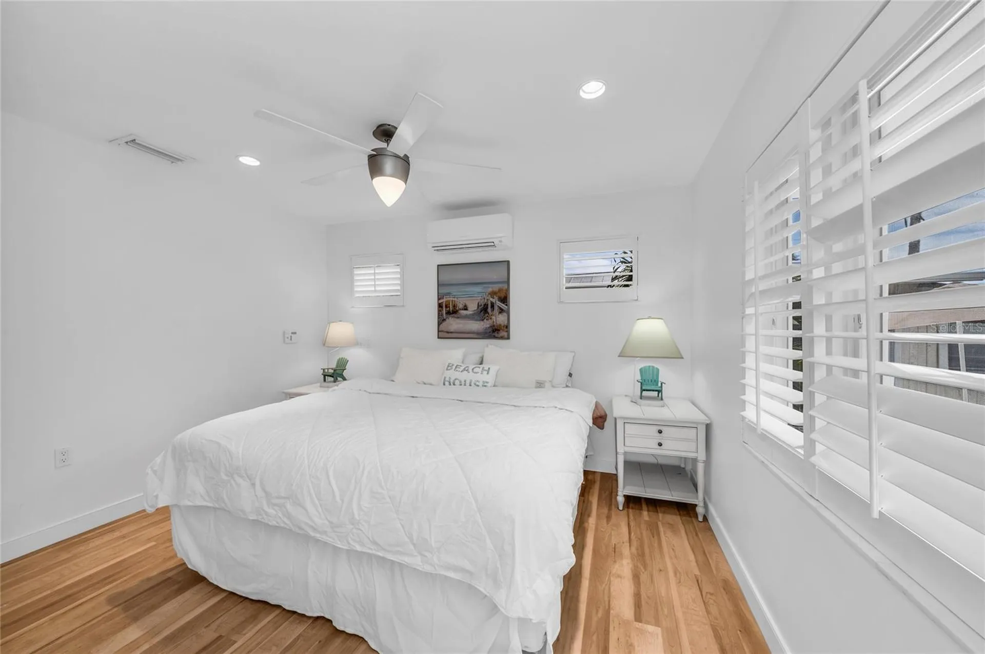 3007 Avenue F Holmes Beach FL 34217