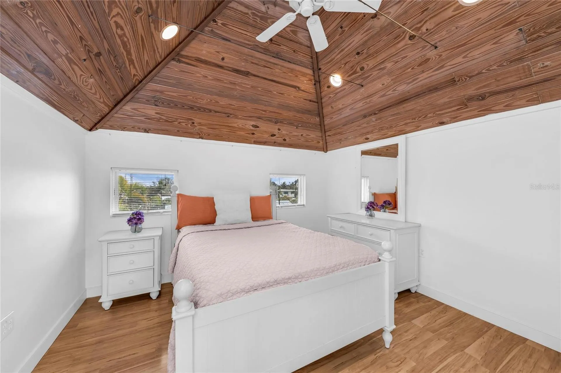 3007 Avenue F Holmes Beach FL 34217