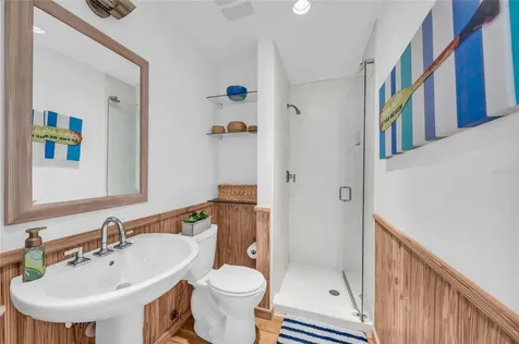 3007 Avenue F Holmes Beach FL 34217