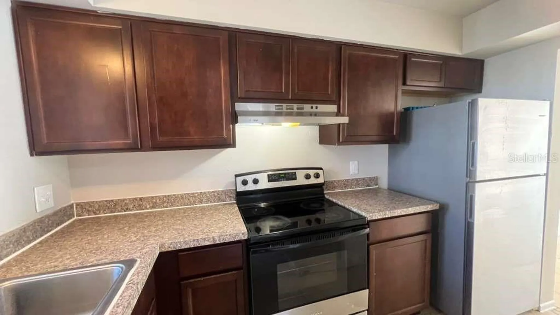 202 Watts Lane Kissimmee FL 34743