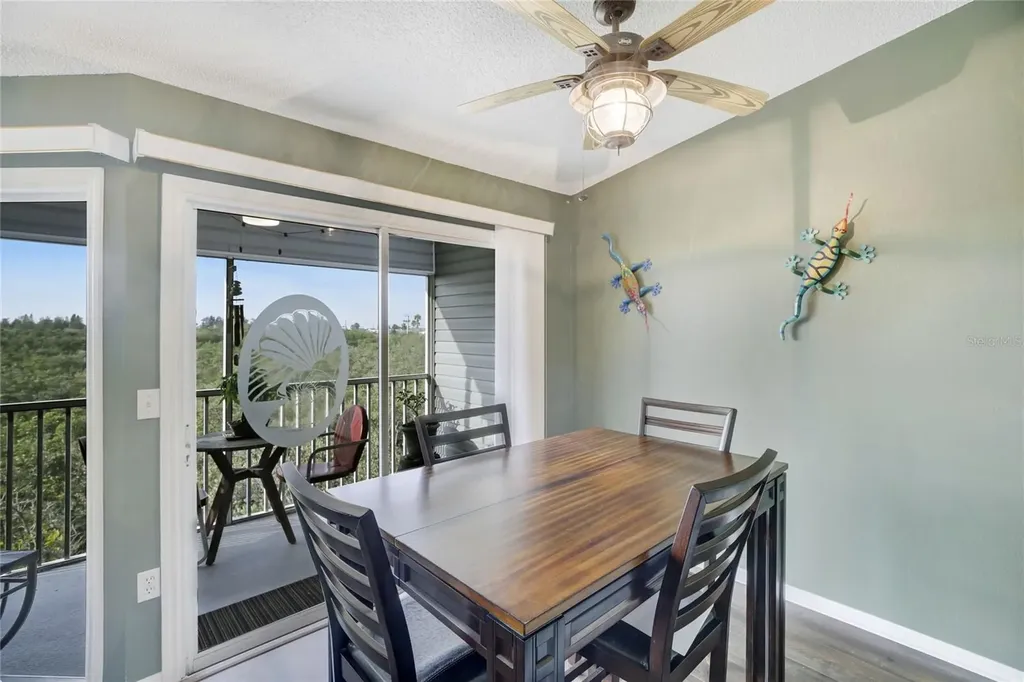3607 E Bay Drive Holmes Beach FL 34217