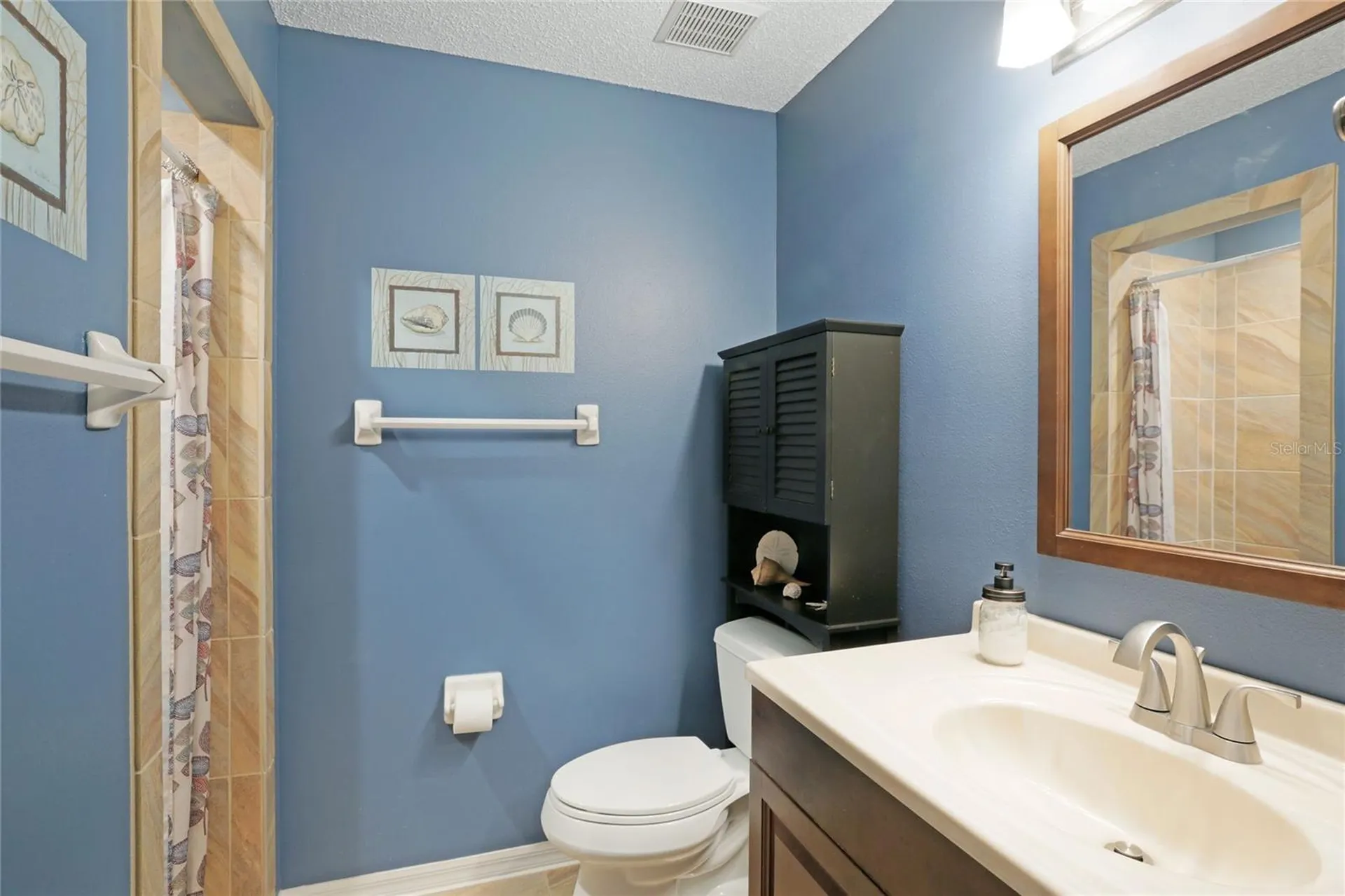3607 E Bay Drive Holmes Beach FL 34217